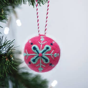 Needle Felting Kit -  Christmas Baubles