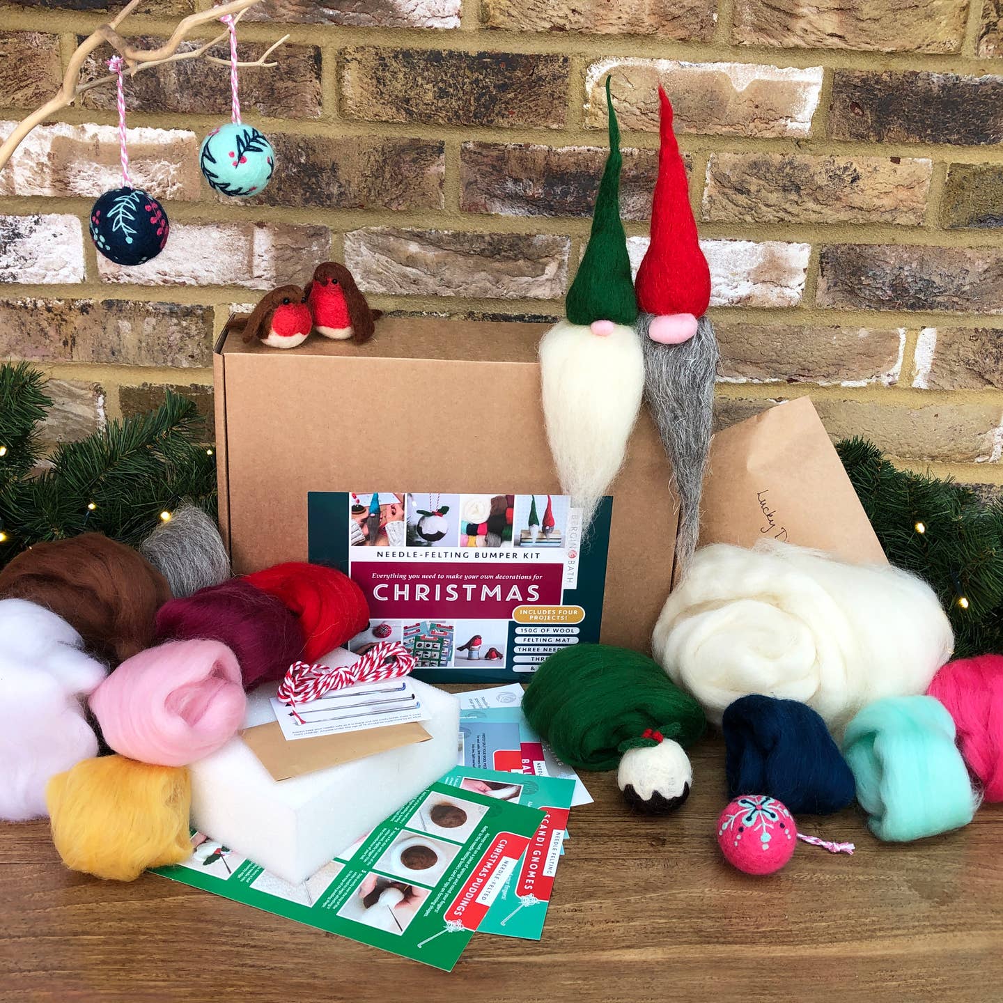 Needle Felting Bumper Kit - Christmas. A Premium Starter Set